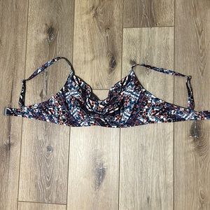 Athleta Bra-cup Bikini top.